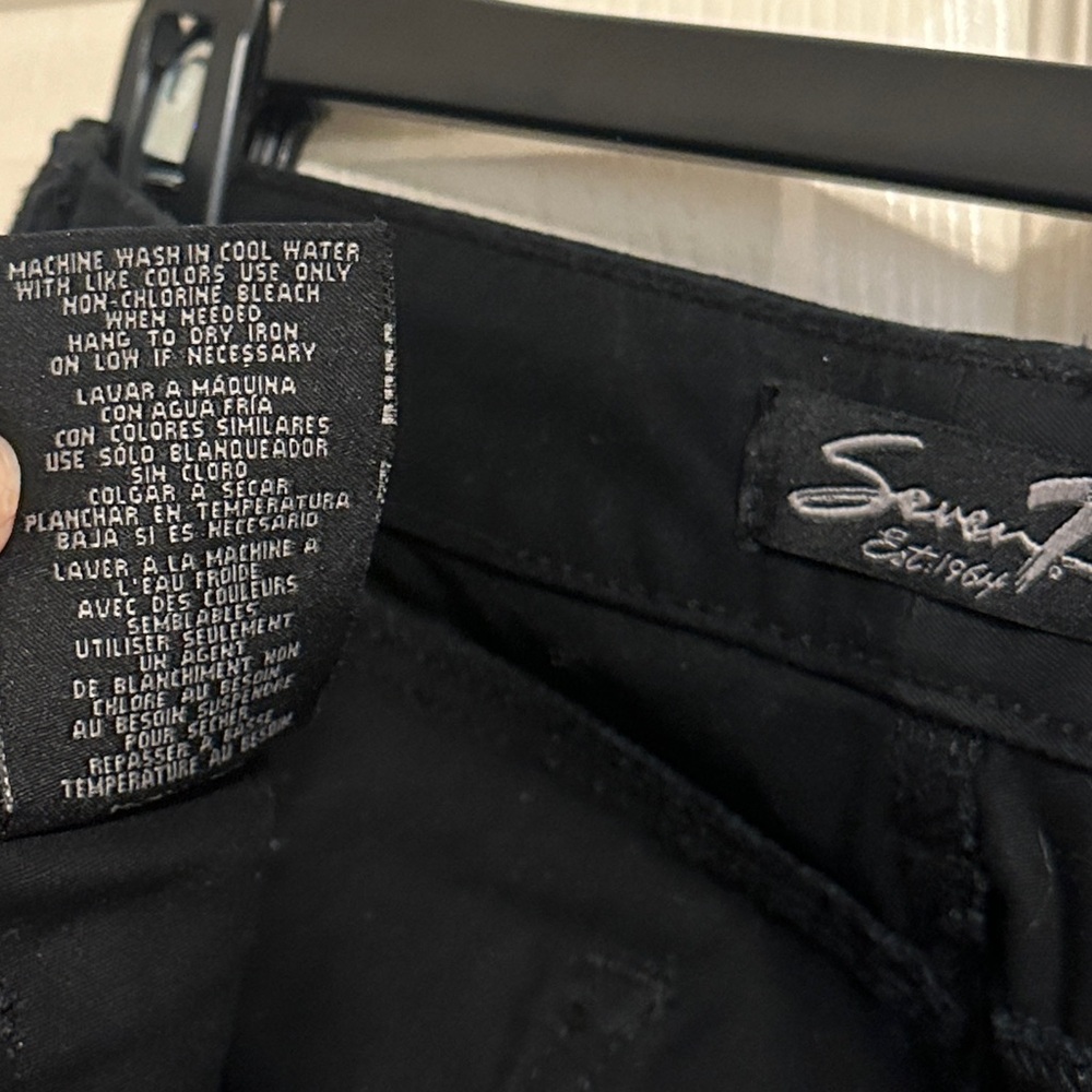 Seven7 Women's Classic Black Skinny Jeans, Sz 8 - Picture 8 of 8